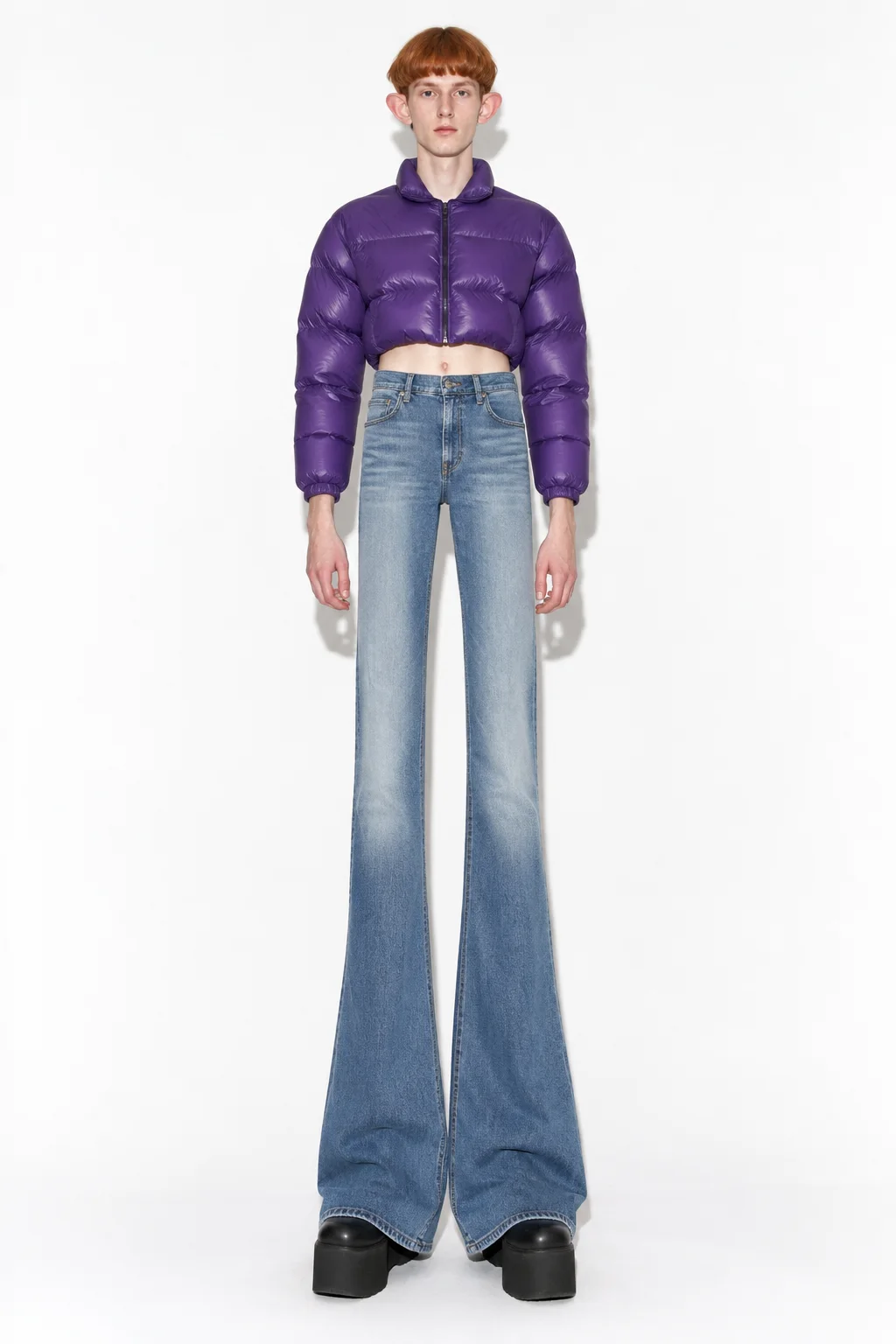 The stilts, its whole figure